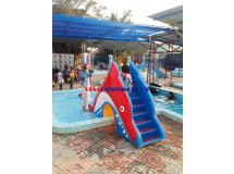 Cầu trượt nước hình cá heo 