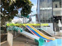 Máng trượt xoắn hồ bơi 