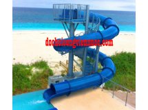 máng trượt xoắn hồ bơi